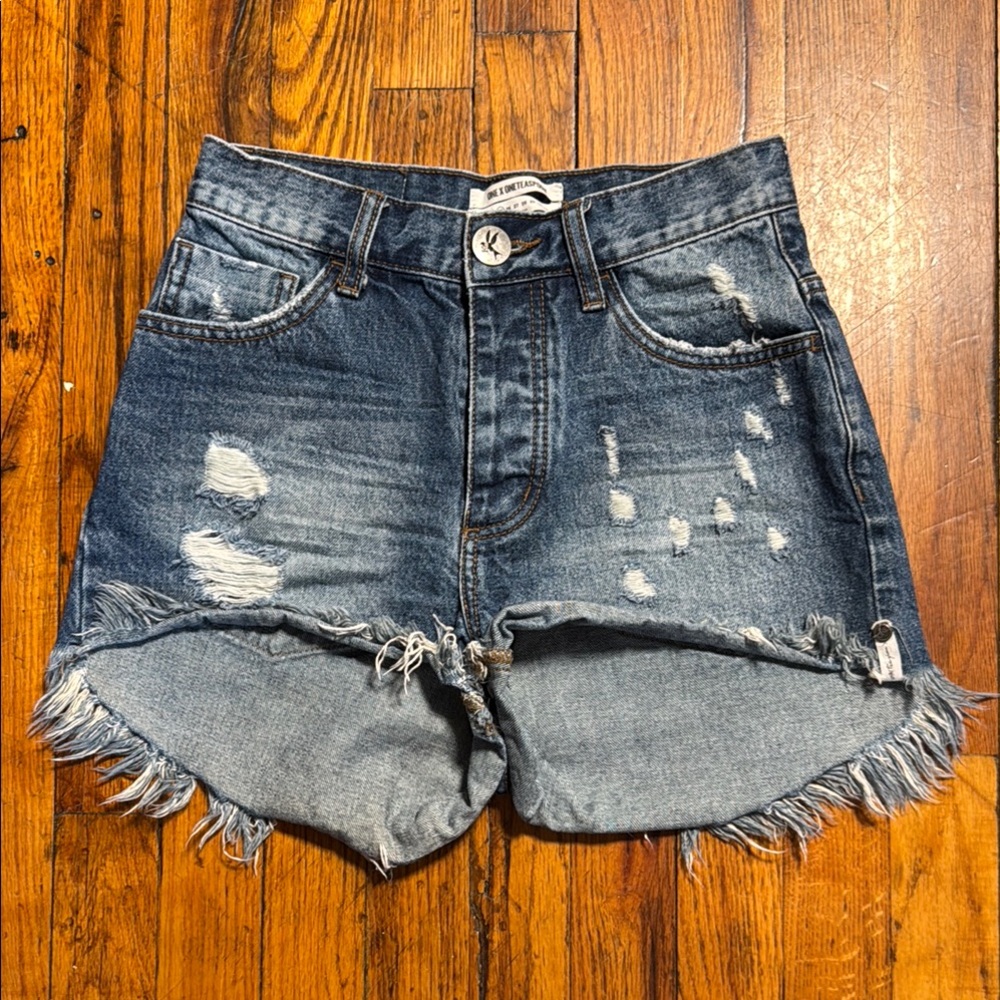 ONE x ONE TEASPOON Women's Distressed Denim Jean Shorts 100% Cotton‎ Size 25